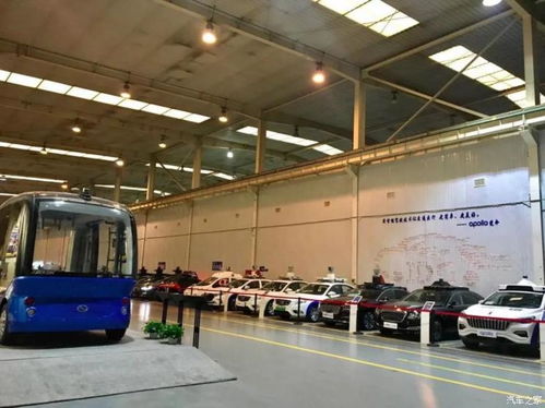 智慧出行新篇章 自動(dòng)駕駛出租車駛?cè)氡本┙?jīng)開區(qū)，科技中介服務(wù)助力智能網(wǎng)聯(lián)汽車全面落地